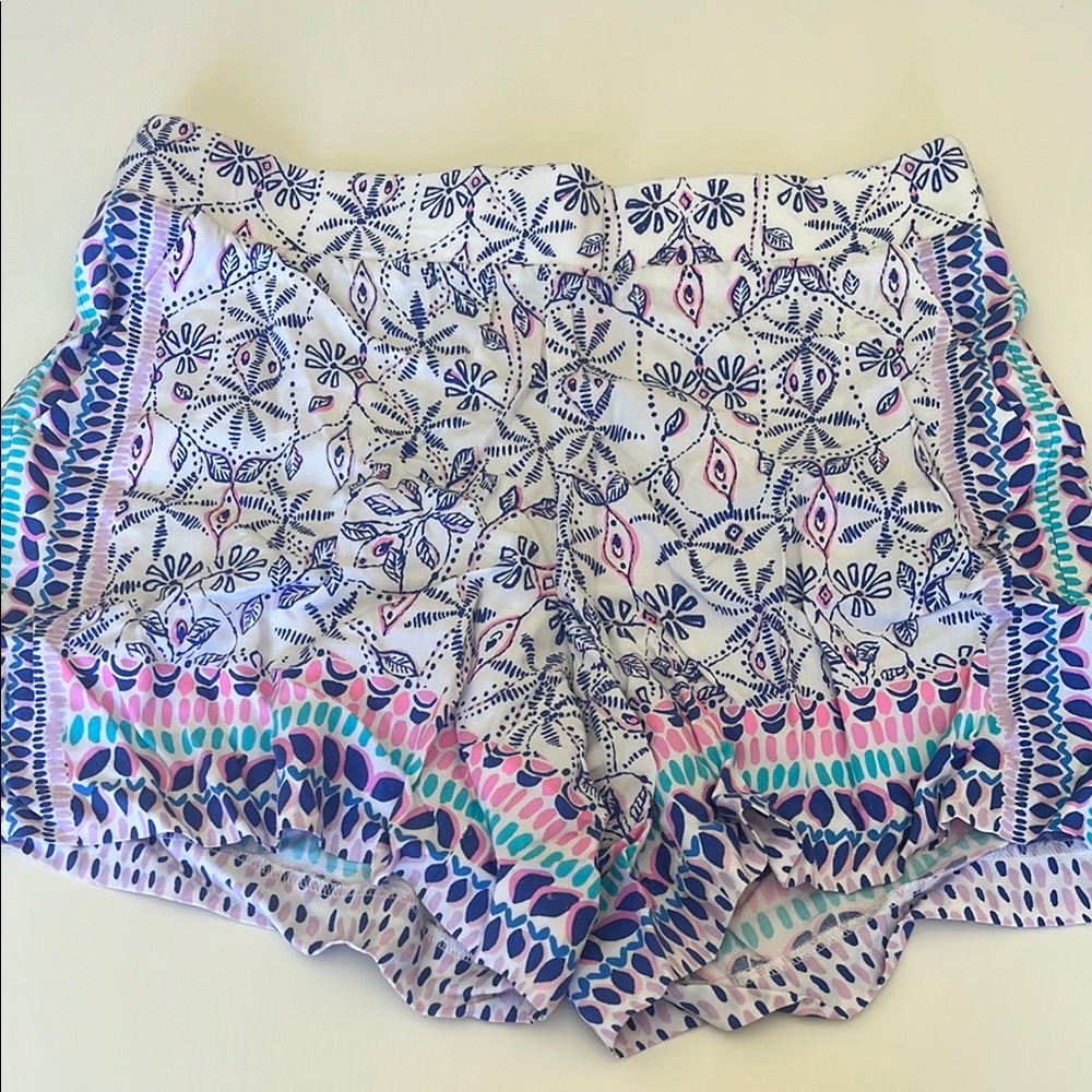 Lilly Women's Shorts